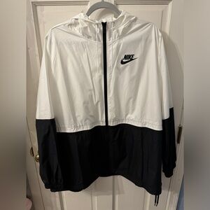 Nike Hooded Windbreaker